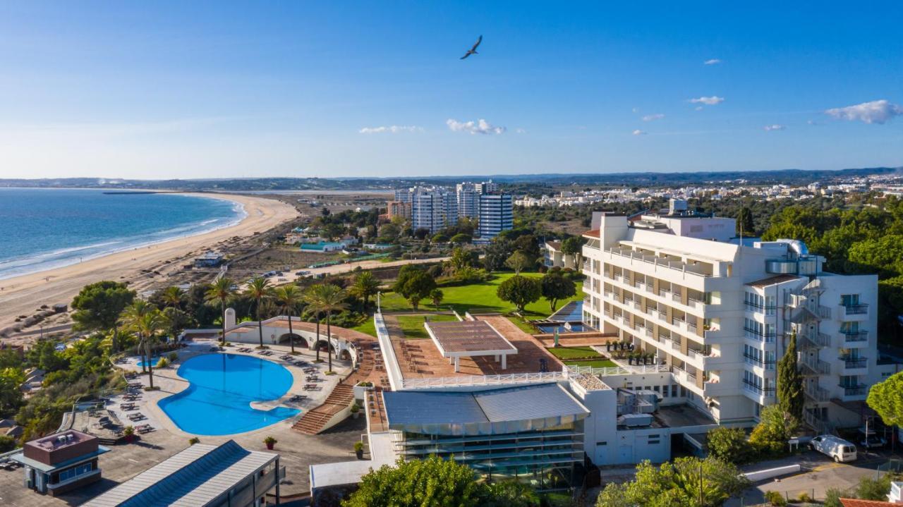 Pestana Alvor Praia Premium Beach & Golf Resort Luaran gambar Aerial view of the resort