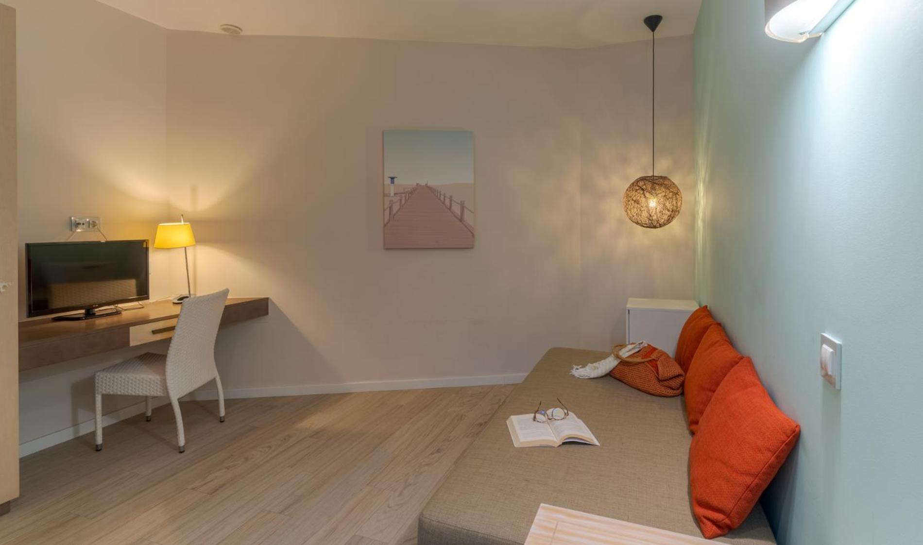Pestana Alvor Praia Premium Beach & Golf Resort Luaran gambar A room at the hotel